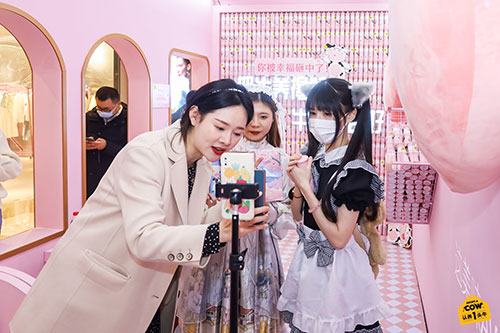 滨江盒马生鲜认养一头牛春日桃园会新品发布拍摄